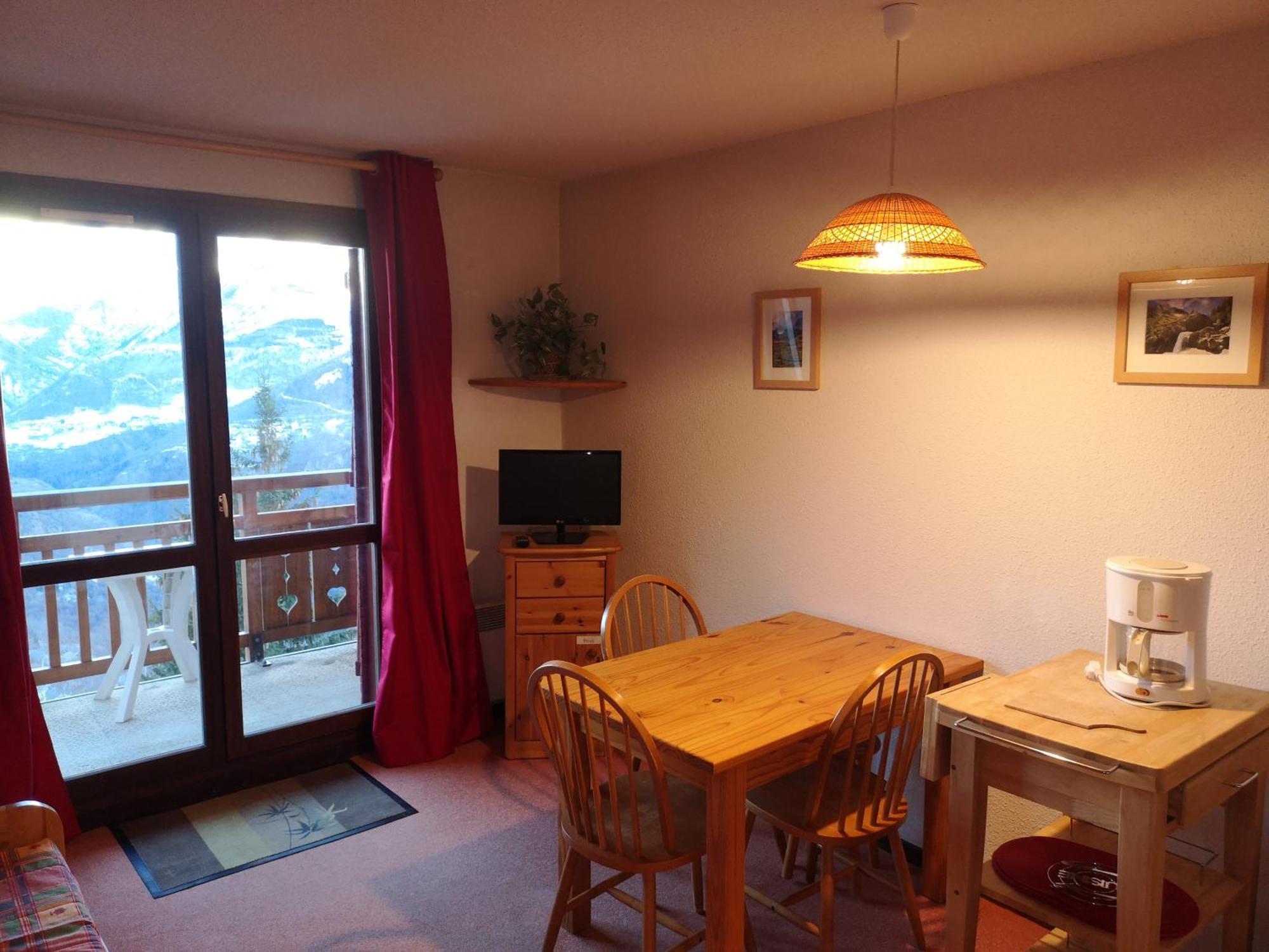 Studio Coin Montagne A Auris En Oisans Avec Vue Magnifique 외부 사진